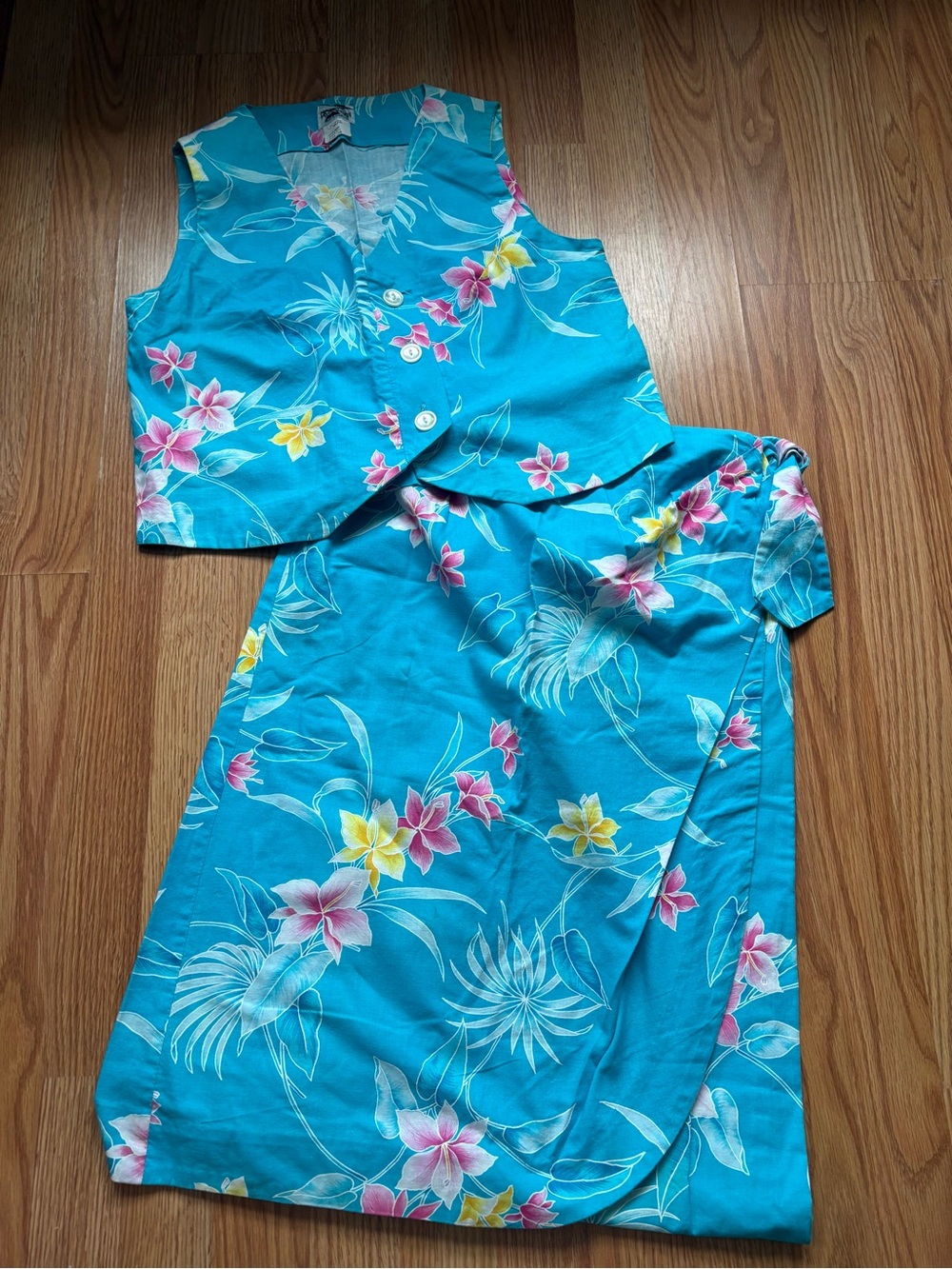 Vintage Paradise Hawaii 2pc Tropical Skirt & Top Set USA